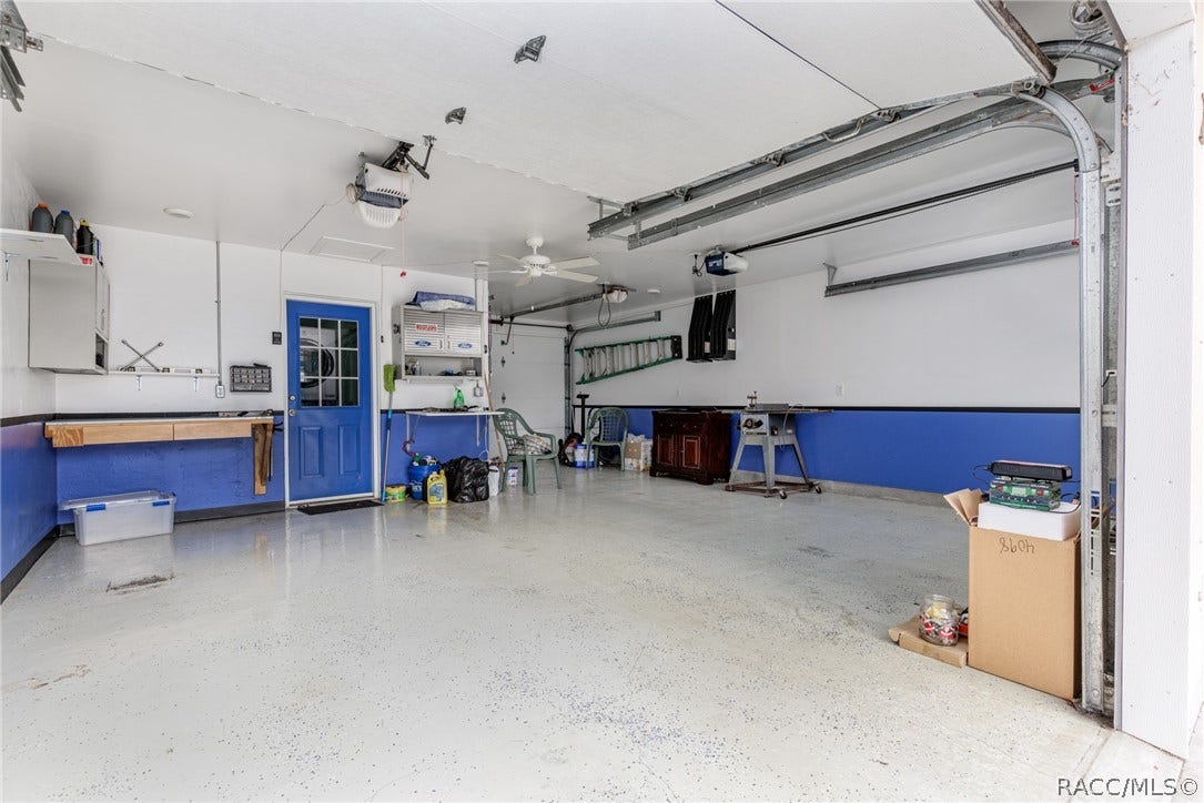 24 N Washington Street, Beverly Hills, FL 34465 24 N Washington Street, Beverly Hills, FL 34465