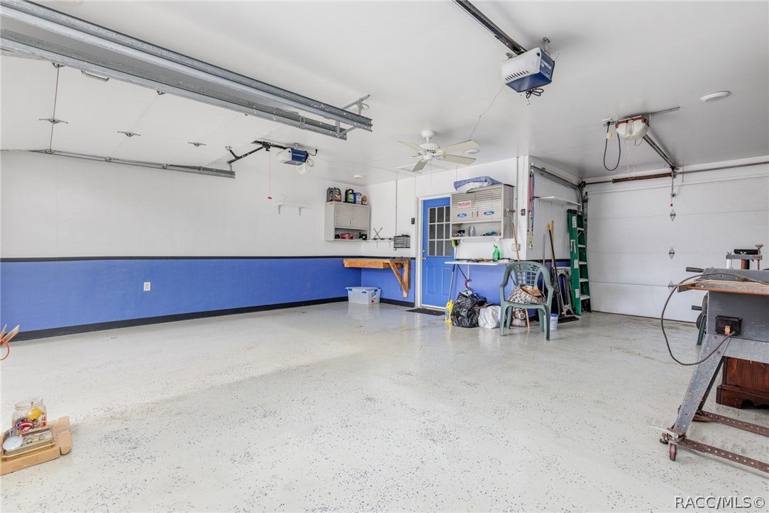 24 N Washington Street, Beverly Hills, FL 34465 24 N Washington Street, Beverly Hills, FL 34465