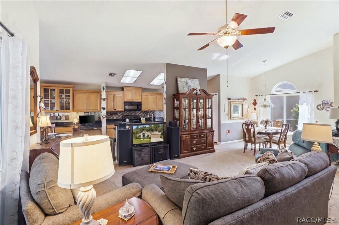 5855 W Nobis Circle, Homosassa, FL 34448 5855 W Nobis Circle, Homosassa, FL 34448