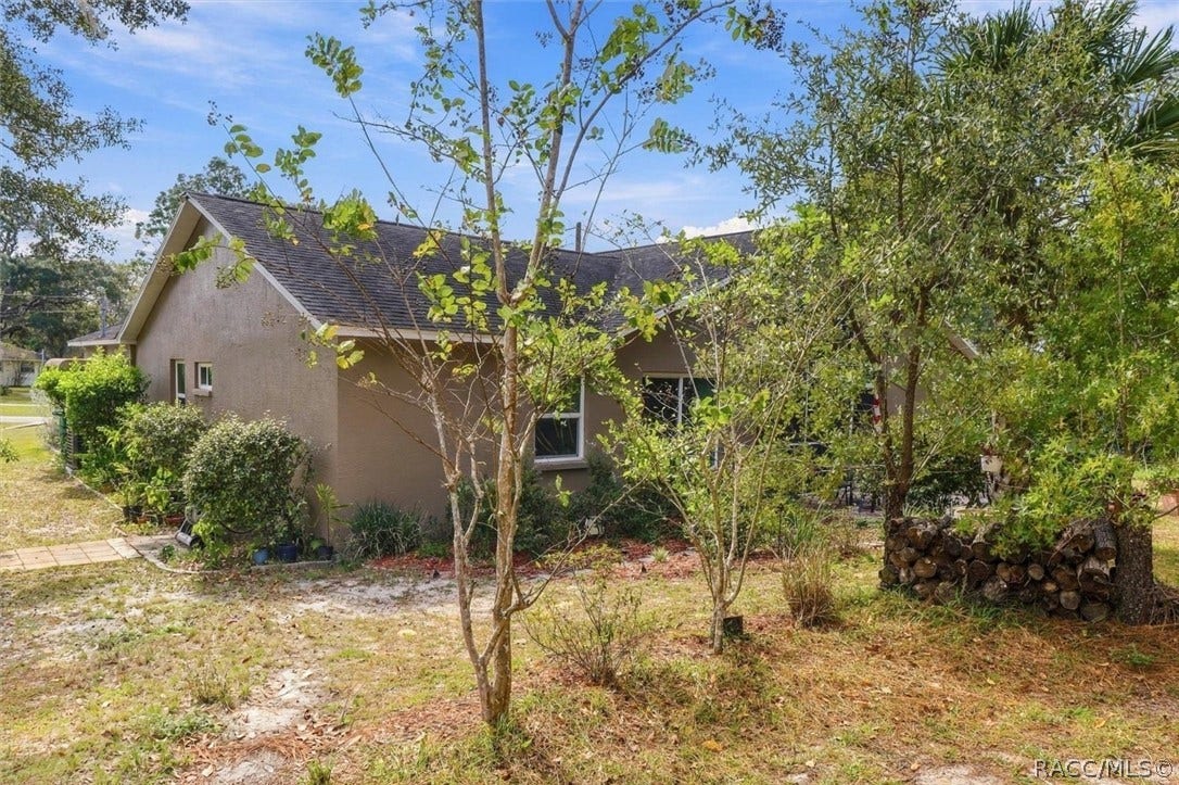 5855 W Nobis Circle, Homosassa, FL 34448 5855 W Nobis Circle, Homosassa, FL 34448