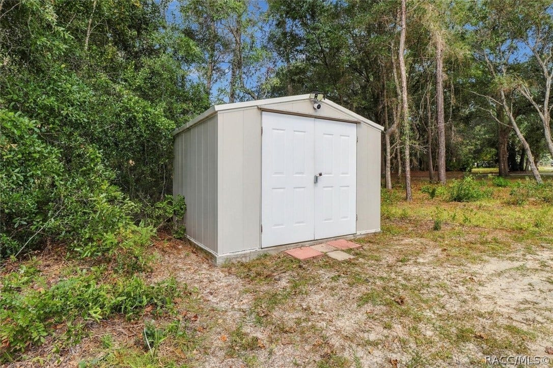 5855 W Nobis Circle, Homosassa, FL 34448 5855 W Nobis Circle, Homosassa, FL 34448