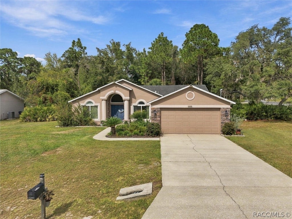 5855 W Nobis Circle, Homosassa, FL 34448 5855 W Nobis Circle, Homosassa, FL 34448