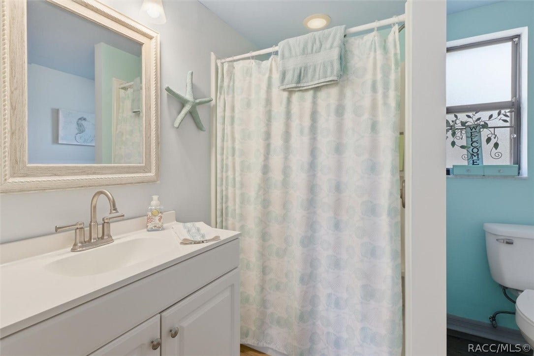 2279 W Winter Place, Citrus Springs, FL 34434