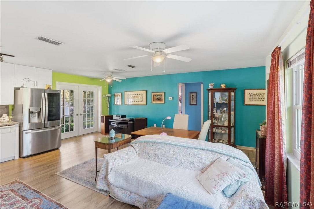2279 W Winter Place, Citrus Springs, FL 34434