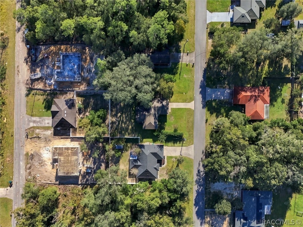 2279 W Winter Place, Citrus Springs, FL 34434