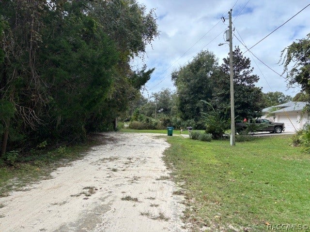 5727 W Meadowpark Lane, Crystal River, FL 34429 5727 W Meadowpark Lane, Crystal River, FL 34429