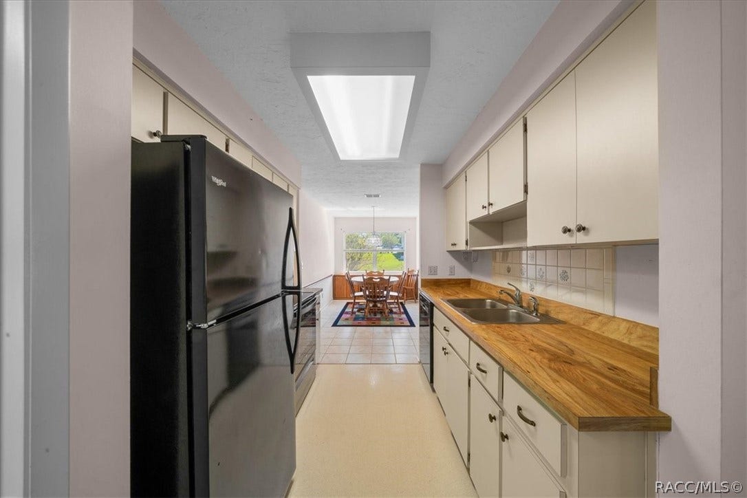 906 W Colbert Court, Beverly Hills, FL 34465 906 W Colbert Court, Beverly Hills, FL 34465