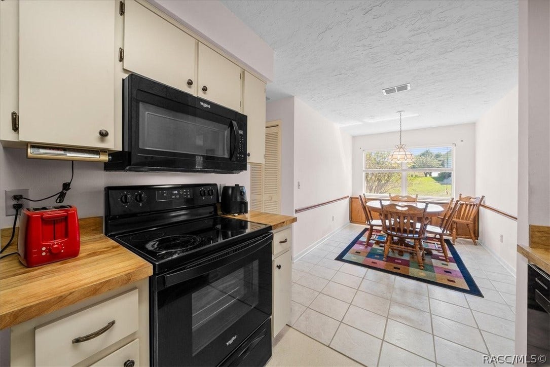 906 W Colbert Court, Beverly Hills, FL 34465 906 W Colbert Court, Beverly Hills, FL 34465