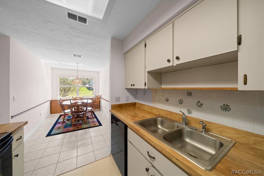 906 W Colbert Court, Beverly Hills, FL 34465 906 W Colbert Court, Beverly Hills, FL 34465