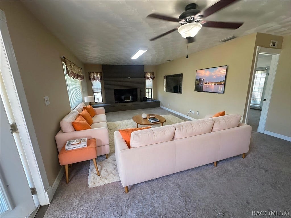 3409 W Corrie Leath Lane, Dunnellon, FL 34433 Living room (virtually staged)