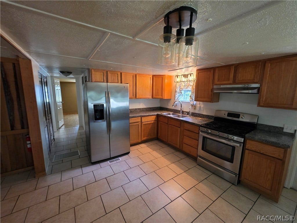 6862 W Homosassa Trail, Homosassa, FL 34448 6862 W Homosassa Trail, Homosassa, FL 34448