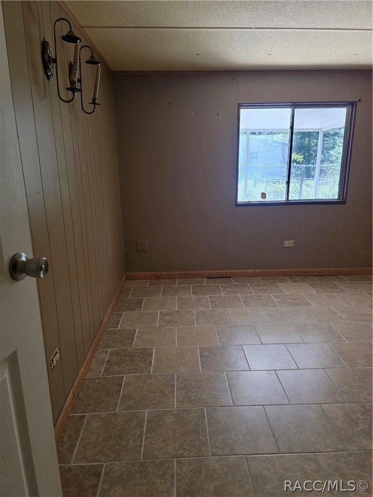 6862 W Homosassa Trail, Homosassa, FL 34448 6862 W Homosassa Trail, Homosassa, FL 34448