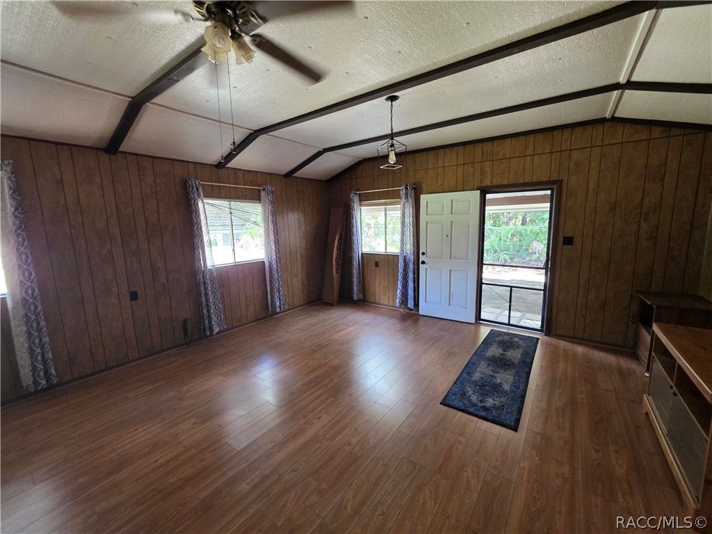 6862 W Homosassa Trail, Homosassa, FL 34448 6862 W Homosassa Trail, Homosassa, FL 34448