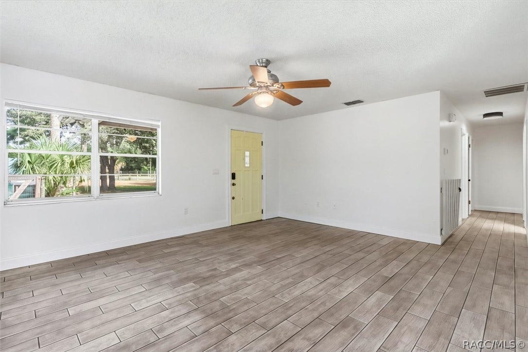 6930 W Sasser Street, Homosassa, FL 34446 6930 W Sasser Street, Homosassa, FL 34446