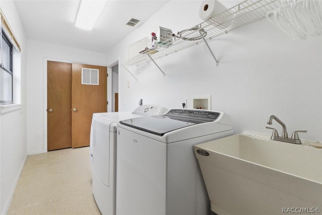 3156 N Hooty Point, Inverness, FL 34453