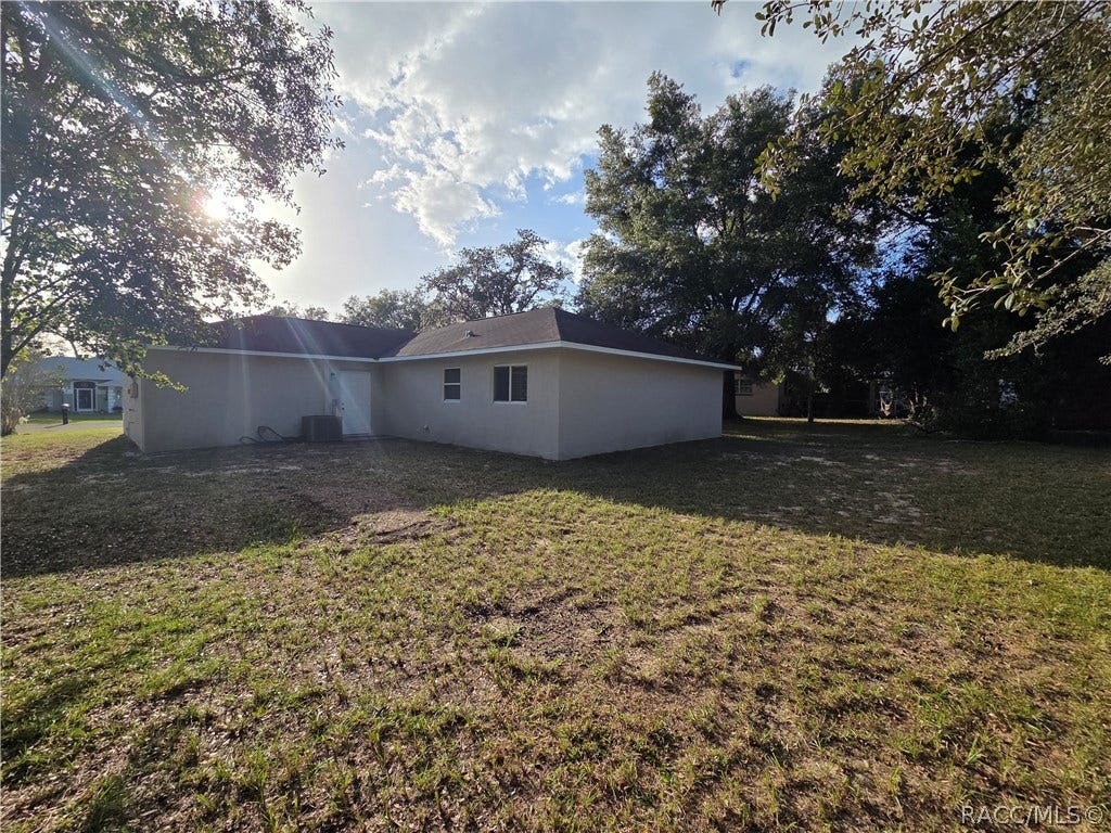 8147 N Ibsen Drive, Dunnellon, FL 34433