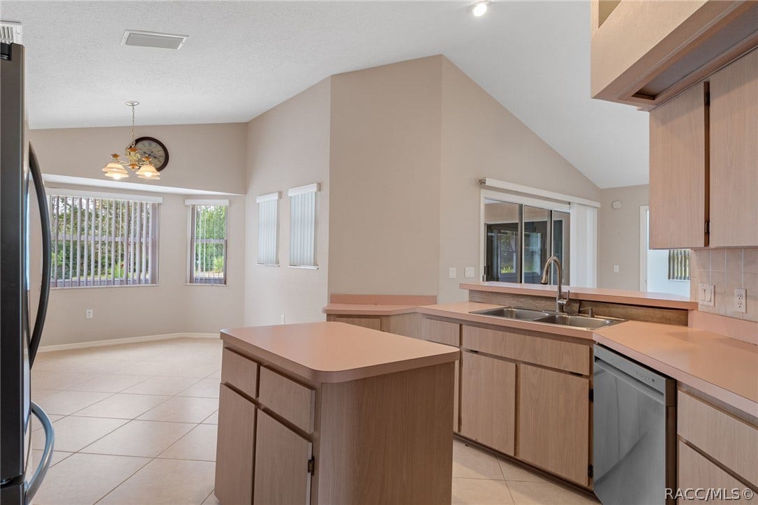1950 W Tall Oaks Drive, Beverly Hills, FL 34465 1950 W Tall Oaks Drive, Beverly Hills, FL 34465