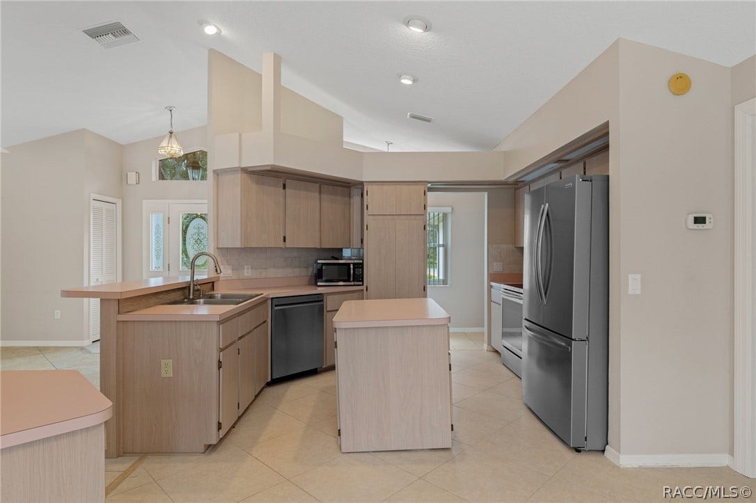 1950 W Tall Oaks Drive, Beverly Hills, FL 34465 1950 W Tall Oaks Drive, Beverly Hills, FL 34465