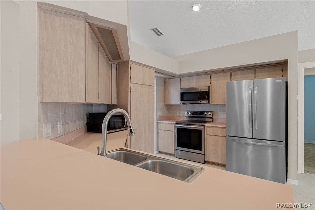 1950 W Tall Oaks Drive, Beverly Hills, FL 34465 1950 W Tall Oaks Drive, Beverly Hills, FL 34465