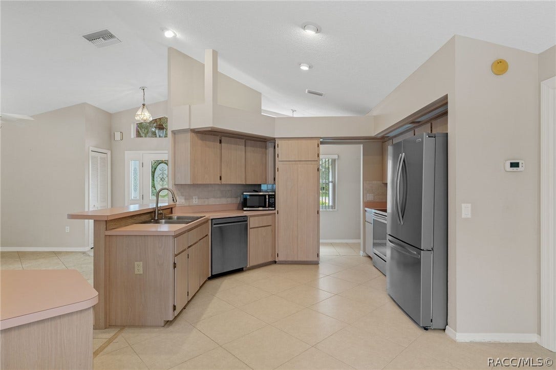 1950 W Tall Oaks Drive, Beverly Hills, FL 34465 1950 W Tall Oaks Drive, Beverly Hills, FL 34465