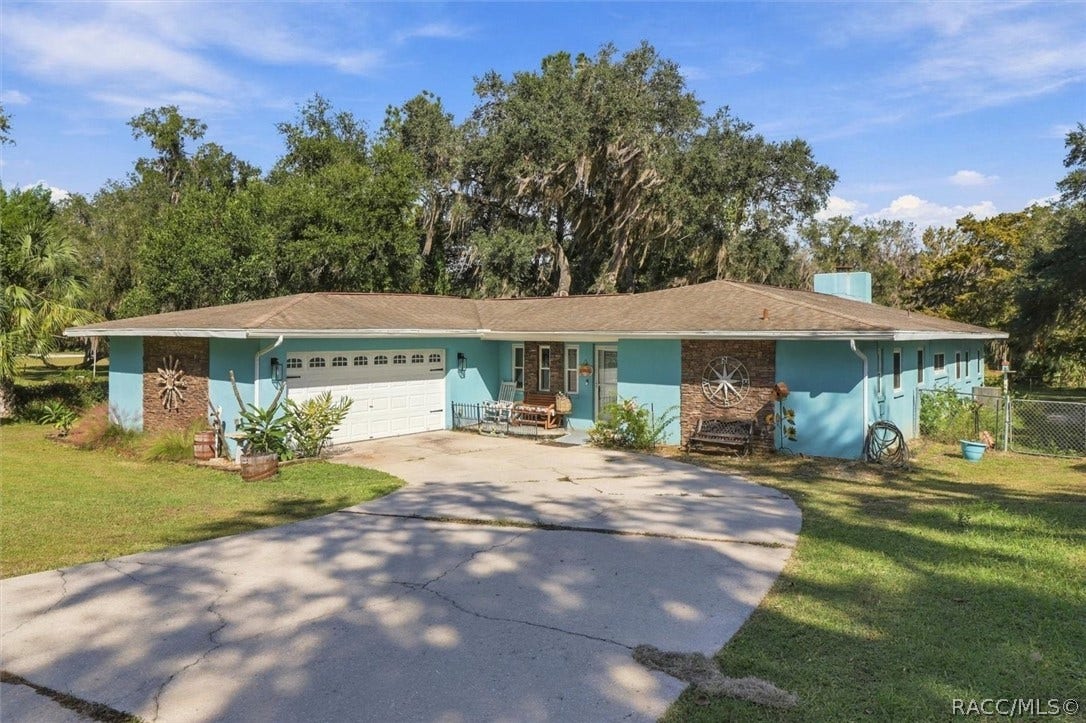 8701 E Cresco Lane, Inverness, FL 34450