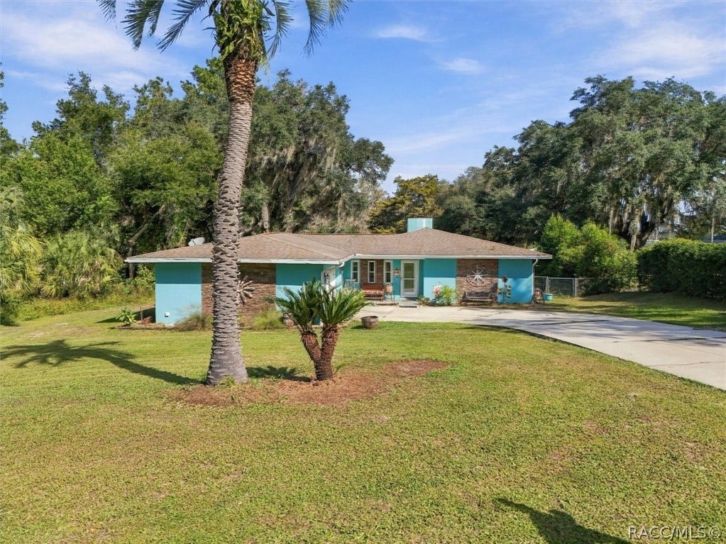 8701 E Cresco Lane, Inverness, FL 34450