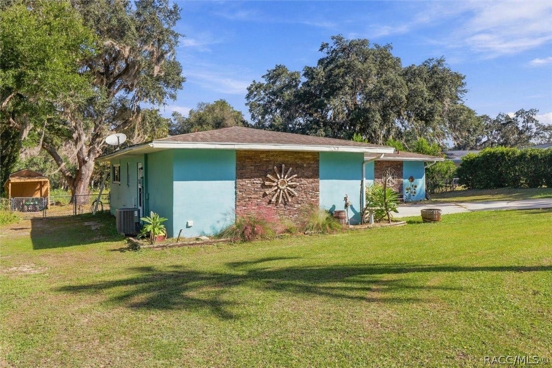 8701 E Cresco Lane, Inverness, FL 34450