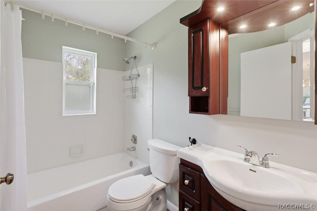 8985 N Joann Drive, Citrus Springs, FL 34434