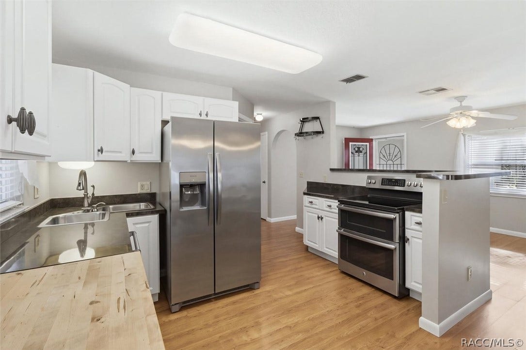 8985 N Joann Drive, Citrus Springs, FL 34434