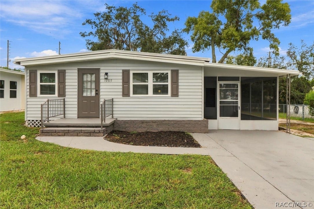 7289 Fairlane Avenue, Brooksville, FL 34613 7289 Fairlane Avenue, Brooksville, FL 34613