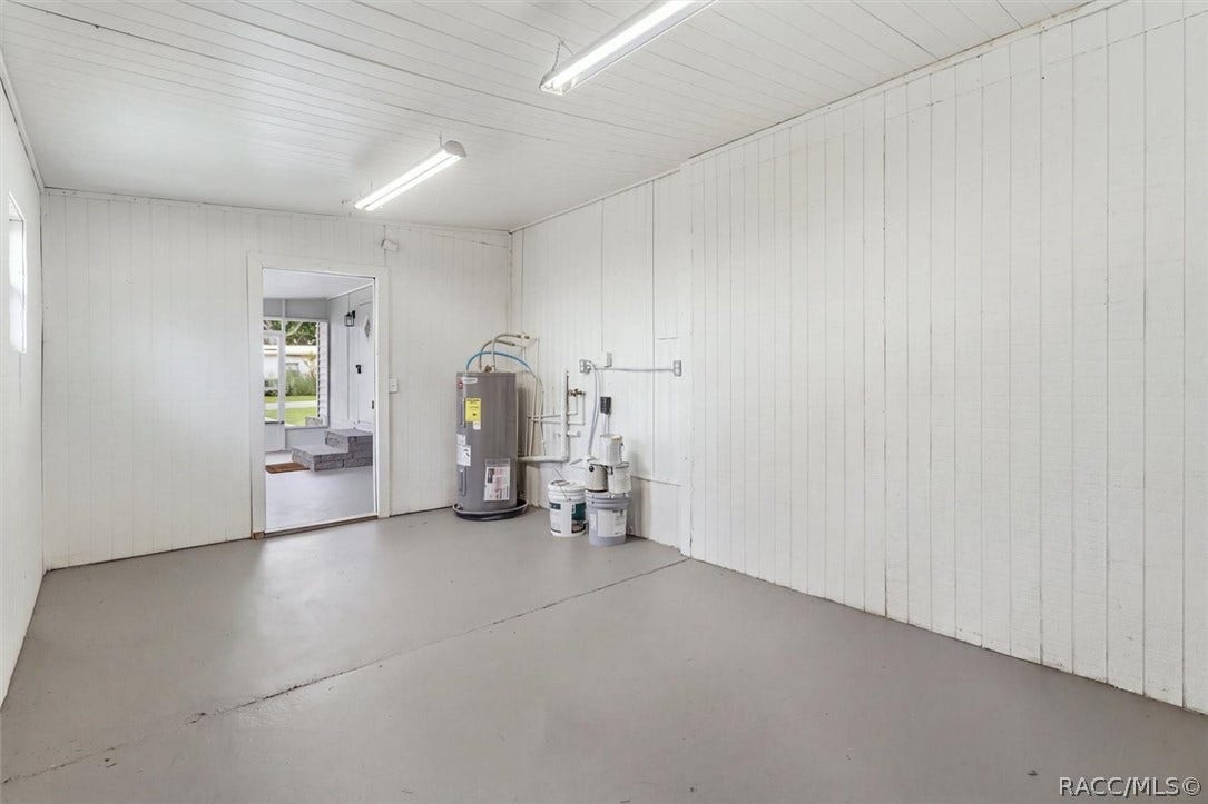 7289 Fairlane Avenue, Brooksville, FL 34613 7289 Fairlane Avenue, Brooksville, FL 34613