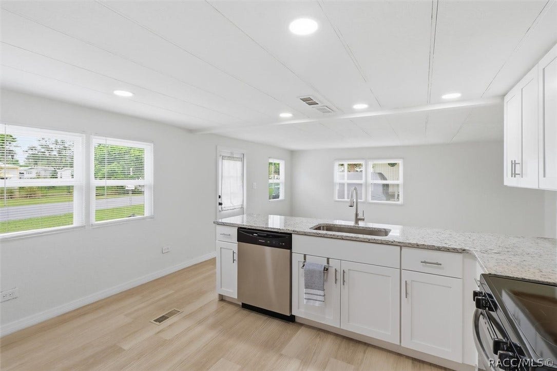 7289 Fairlane Avenue, Brooksville, FL 34613 7289 Fairlane Avenue, Brooksville, FL 34613