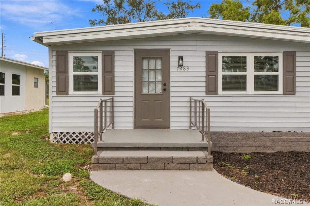 7289 Fairlane Avenue, Brooksville, FL 34613 7289 Fairlane Avenue, Brooksville, FL 34613