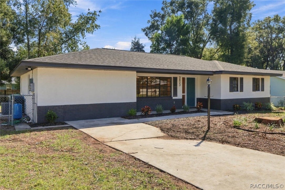 3423 S College Avenue, Inverness, FL 34452