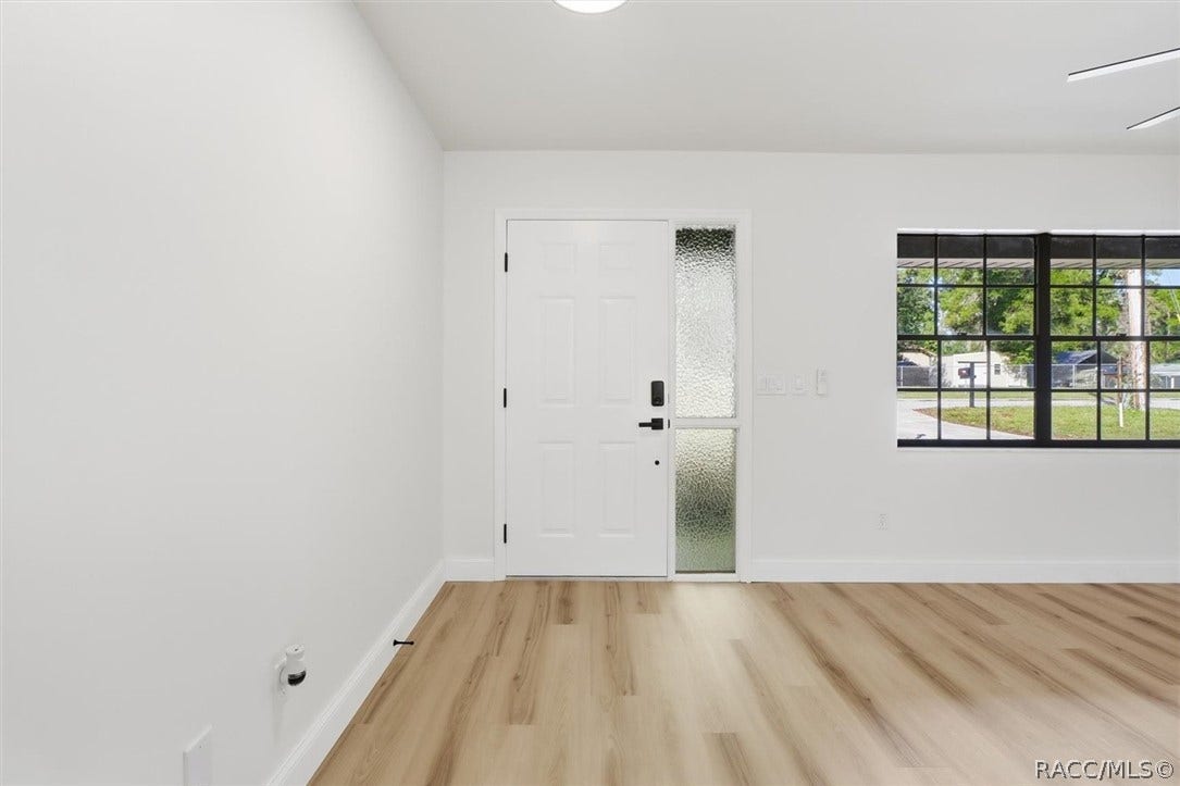 3423 S College Avenue, Inverness, FL 34452