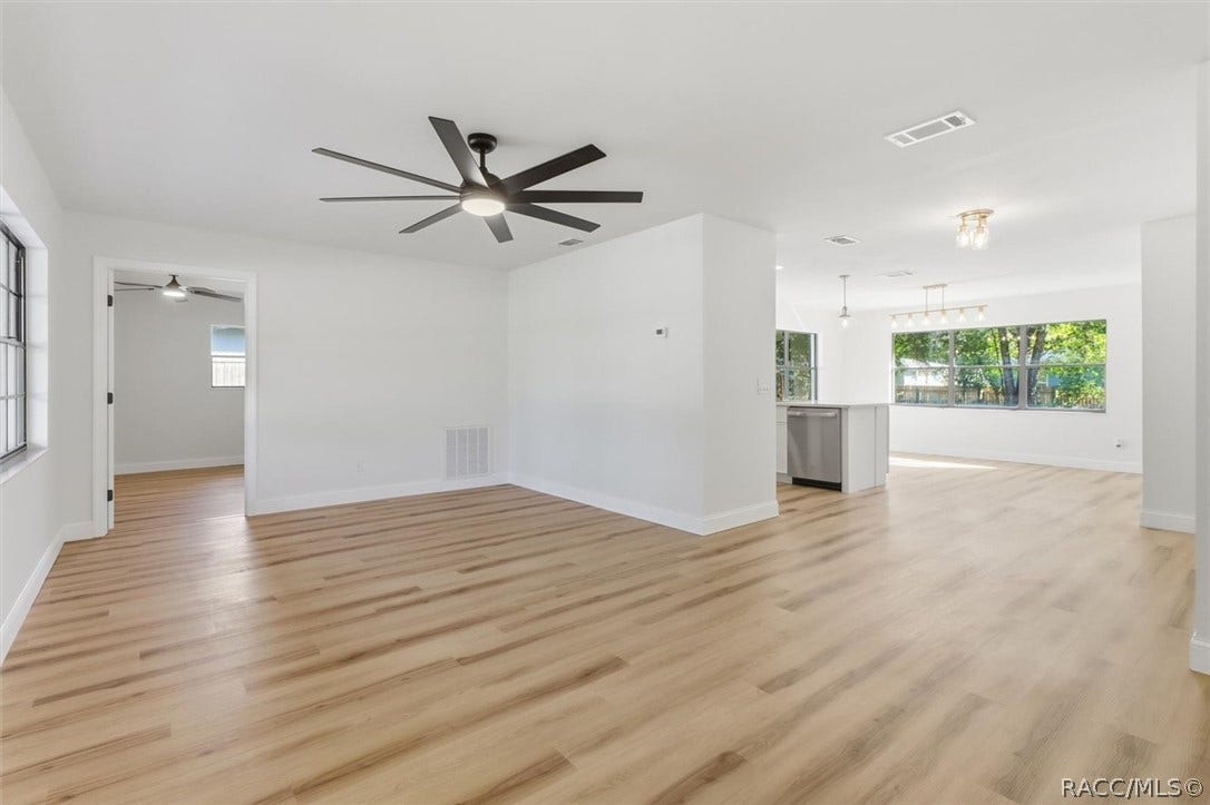 3423 S College Avenue, Inverness, FL 34452