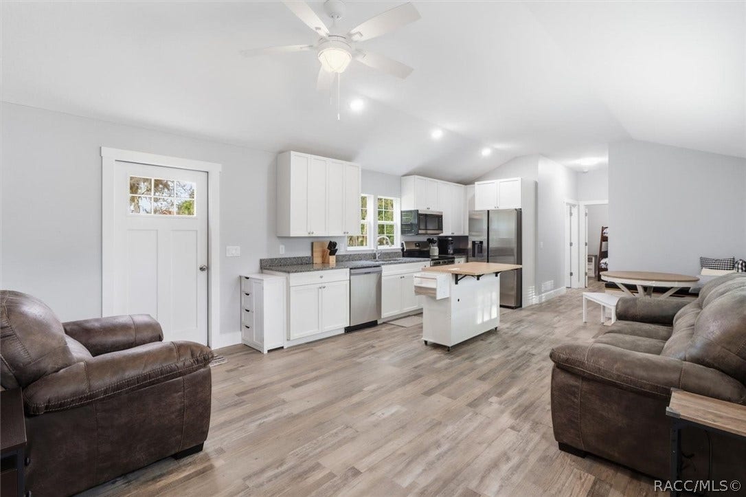 11000 W Seminole Place, Homosassa, FL 34448 11000 W Seminole Place, Homosassa, FL 34448