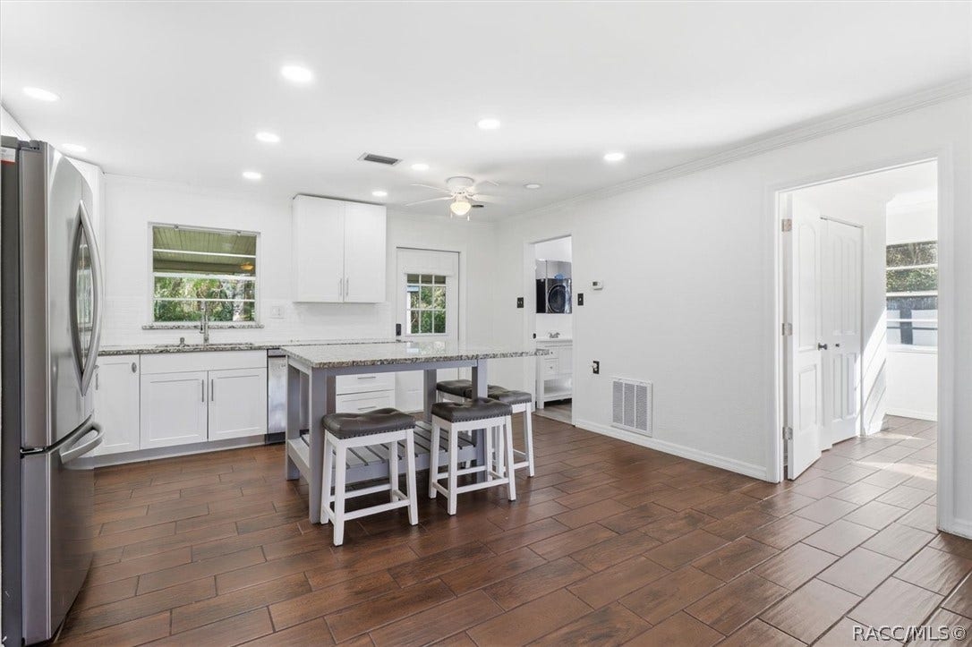 7635 W Mesa Lane, Homosassa, FL 34448 7635 W Mesa Lane, Homosassa, FL 34448