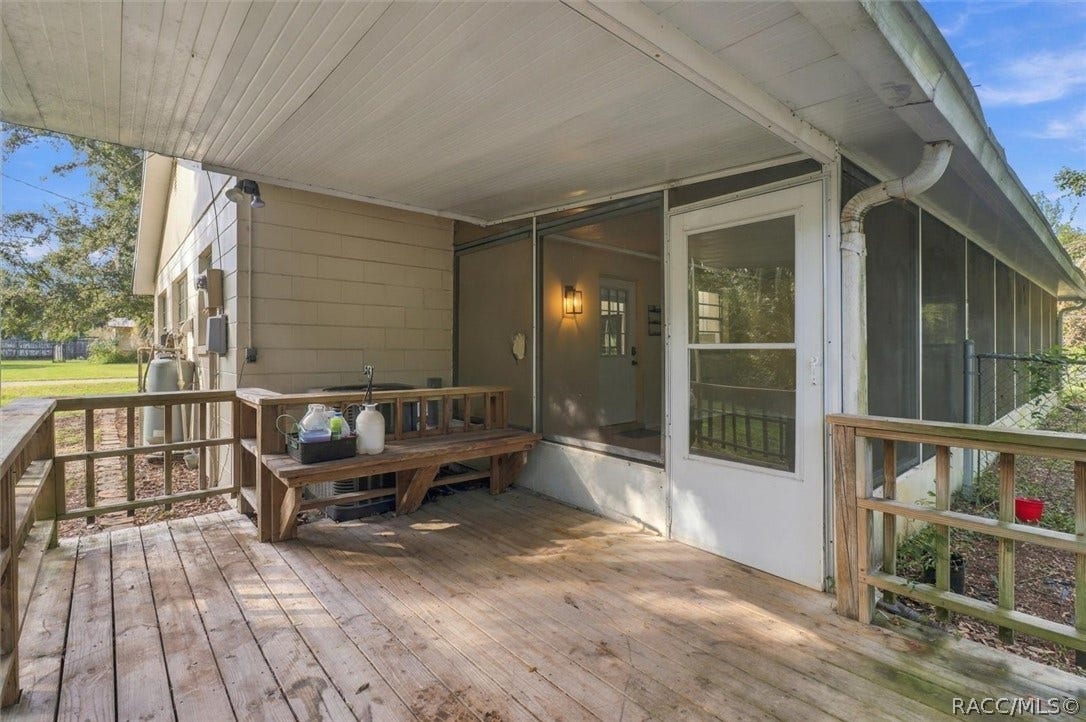 7635 W Mesa Lane, Homosassa, FL 34448 7635 W Mesa Lane, Homosassa, FL 34448