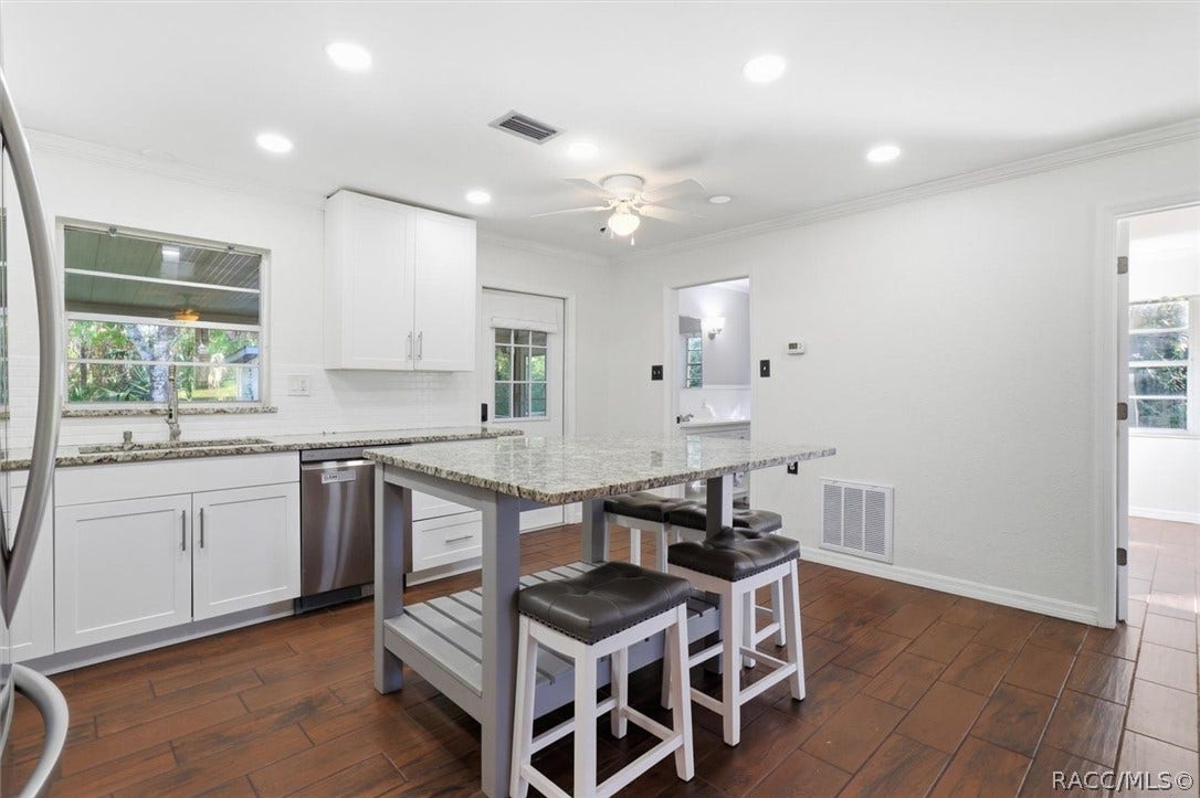 7635 W Mesa Lane, Homosassa, FL 34448 7635 W Mesa Lane, Homosassa, FL 34448
