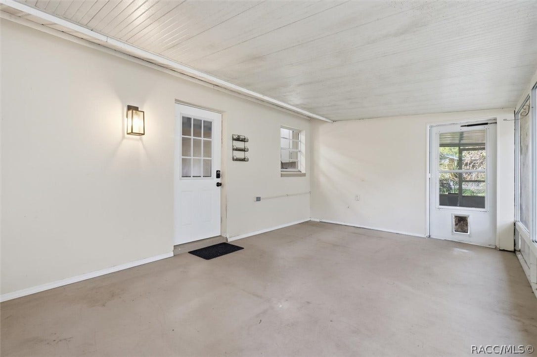 7635 W Mesa Lane, Homosassa, FL 34448 7635 W Mesa Lane, Homosassa, FL 34448