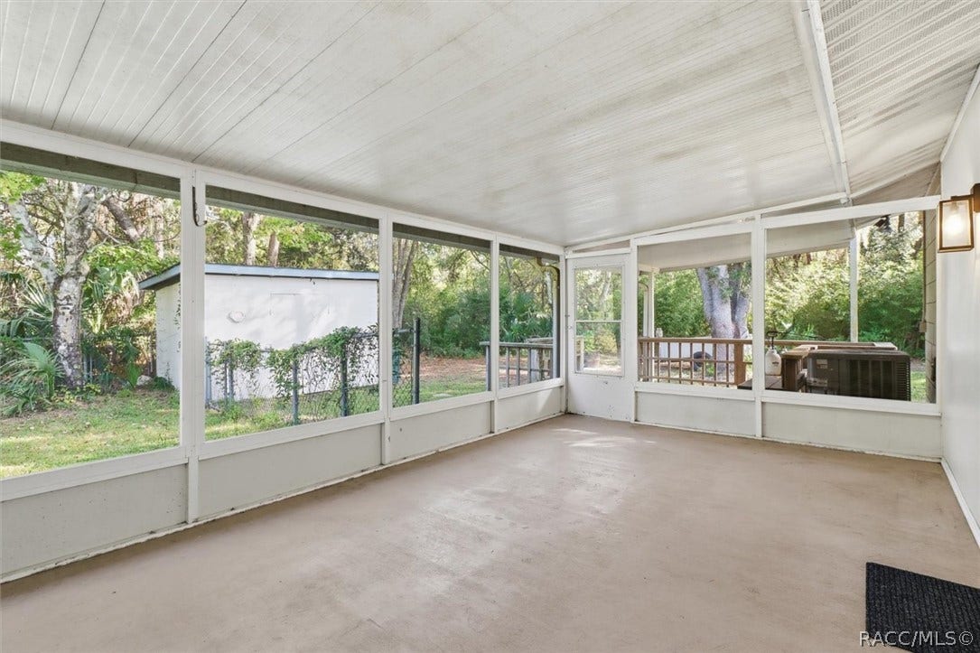 7635 W Mesa Lane, Homosassa, FL 34448 7635 W Mesa Lane, Homosassa, FL 34448