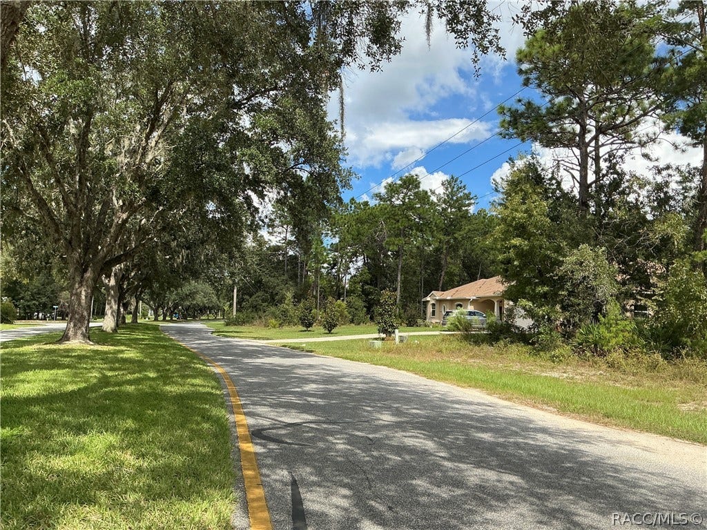 29 Oak Village Boulevard S, Homosassa, FL 34446 29 Oak Village Boulevard S, Homosassa, FL 34446