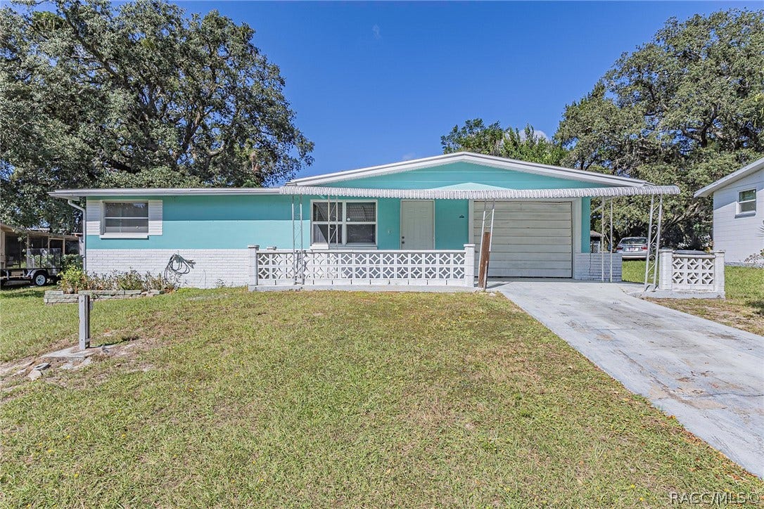 6 S Jefferson Street, Beverly Hills, FL 34465
