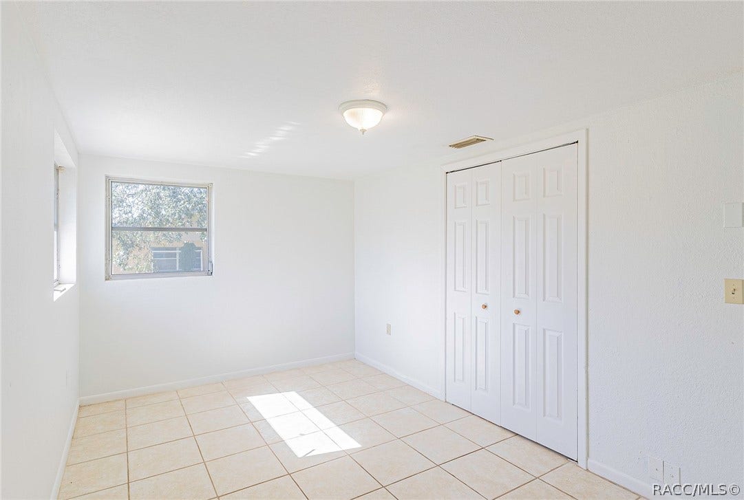 6 S Jefferson Street, Beverly Hills, FL 34465