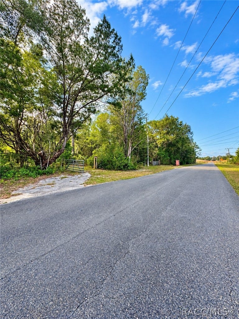 2590 N Donovan Avenue, Crystal River, FL 34428 2590 N Donovan Avenue, Crystal River, FL 34428