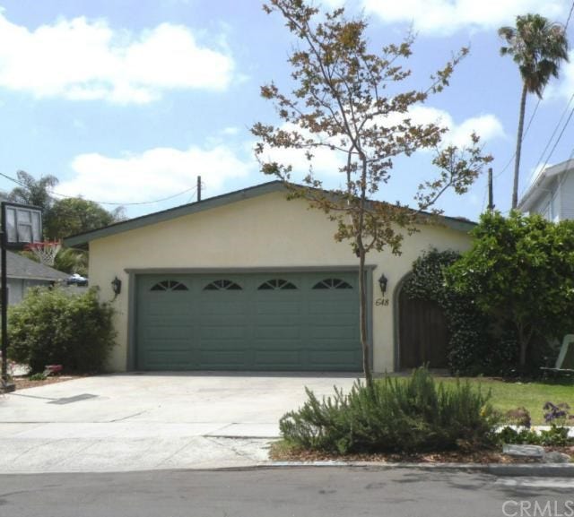 Property photo for 648 W Mariposa Avenue, El Segundo, CA