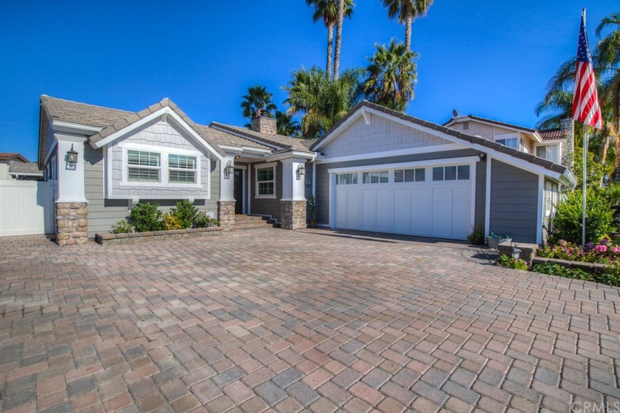 Property photo for 30376 Channel Way Way, Canyon Lake, CA