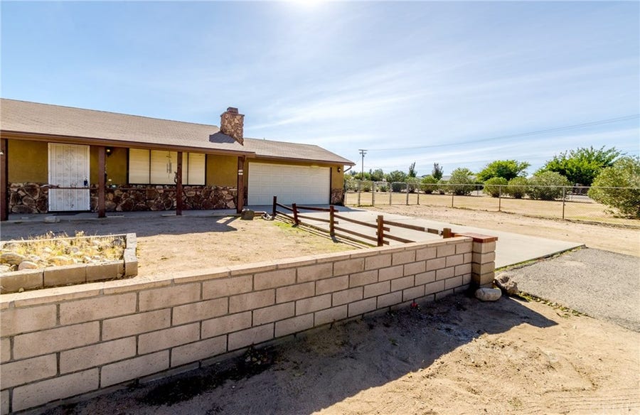 Property photo for 7785 I Avenue, Hesperia, CA