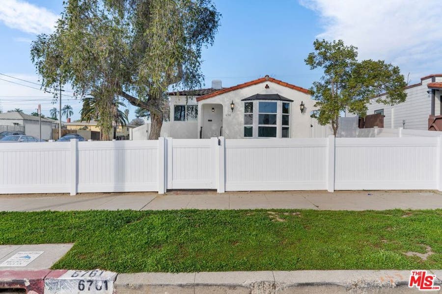 Property photo for 6761 6th Avenue, Los Angeles, CA